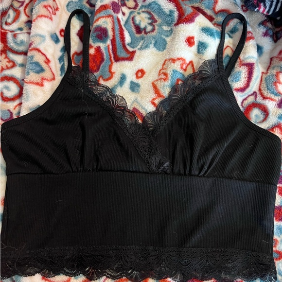 SHEIN Tops - lacy black tank top!